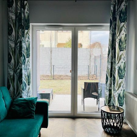 Apartament Z Ogrodkiem I Garazem Poznań Eksteriør bilde