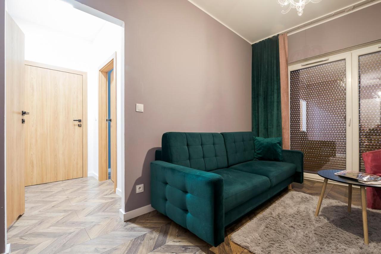 Apartament Z Ogrodkiem I Garazem Poznań Eksteriør bilde