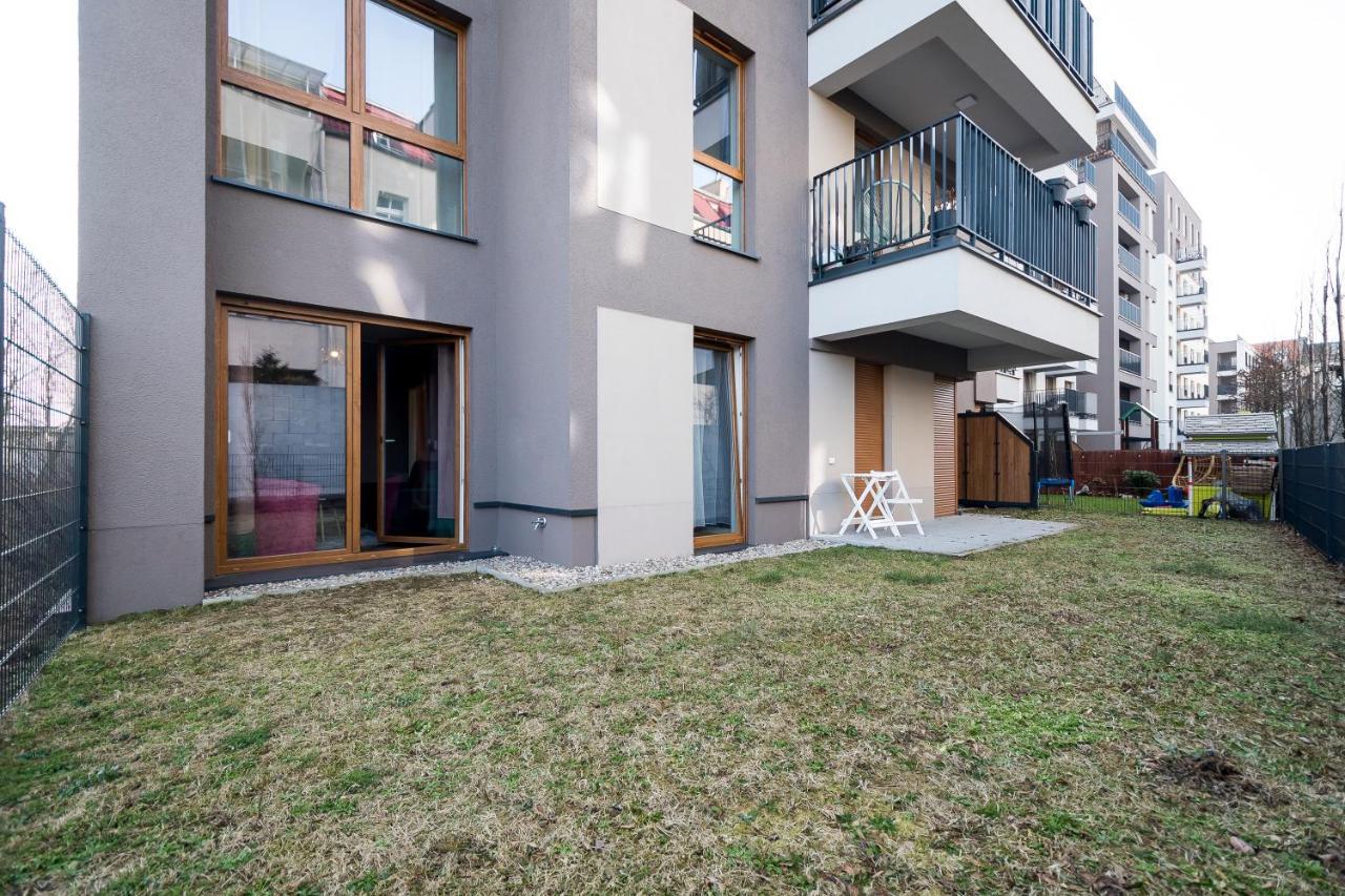 Apartament Z Ogrodkiem I Garazem Poznań Eksteriør bilde