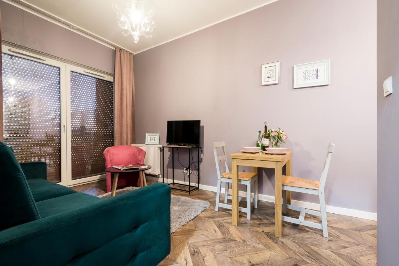 Apartament Z Ogrodkiem I Garazem Poznań Eksteriør bilde