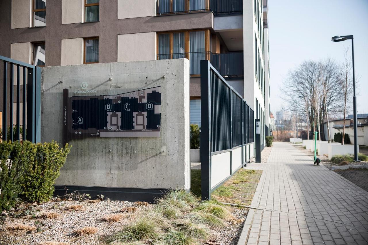 Apartament Z Ogrodkiem I Garazem Poznań Eksteriør bilde