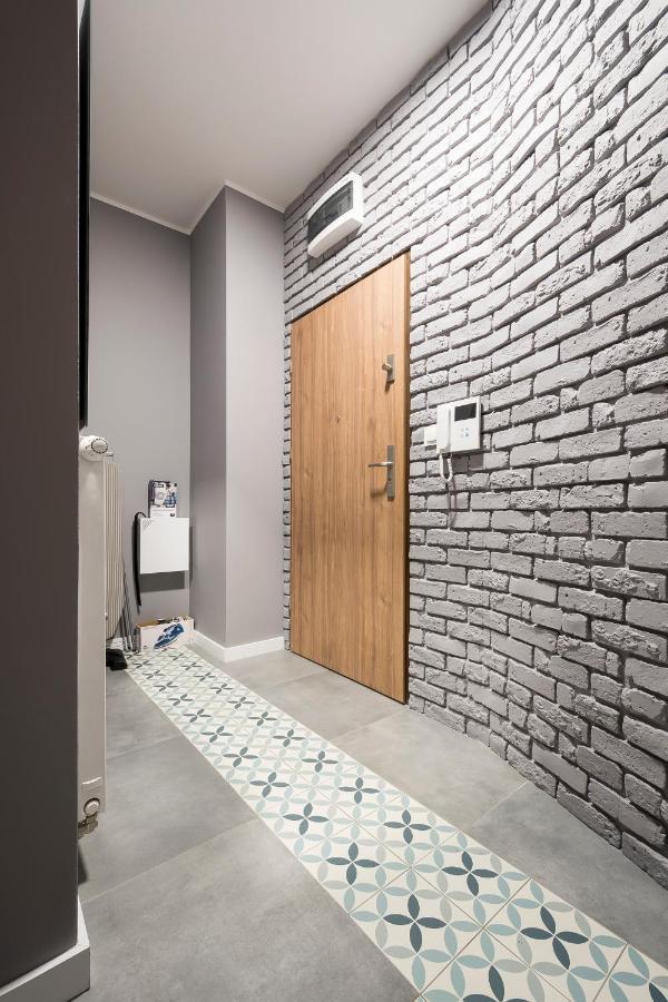 Apartament Z Ogrodkiem I Garazem Poznań Eksteriør bilde